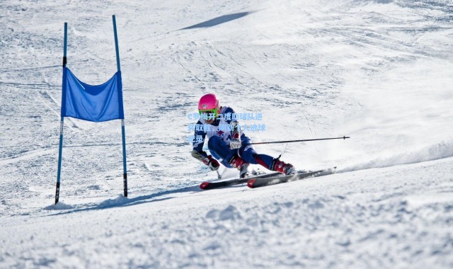 C罗梅开二度助球队逆转取胜，刷新个人进球纪录