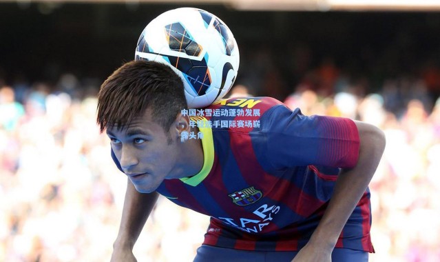 中国冰雪运动蓬勃发展，年轻选手国际赛场崭露头角